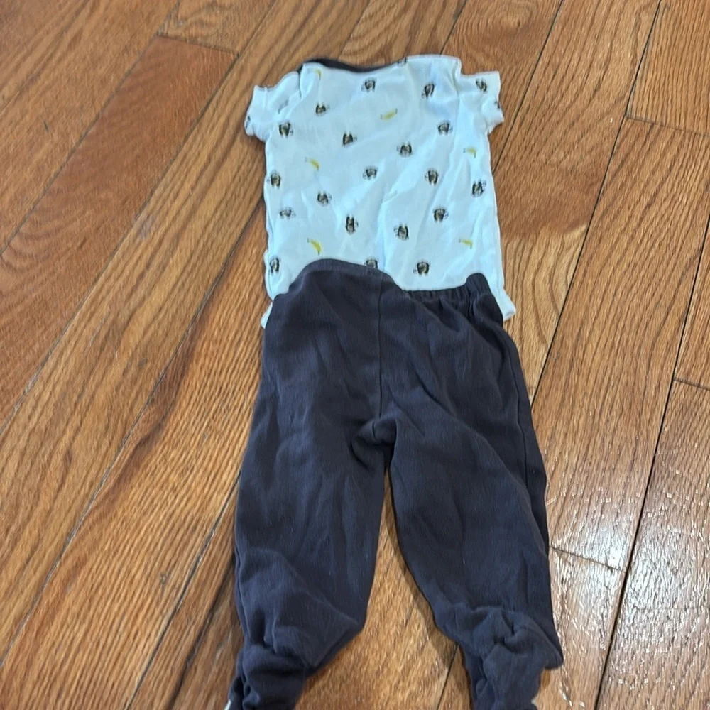 Carters 3 Months Bananas for mommy onesie short sleeve shirt and pants- monkeys